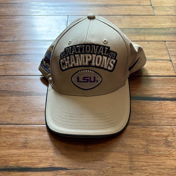 Nike LSU Tigers 2003 BCS National Championship Cap Hat Strapback SEC - Picture 1 of 11